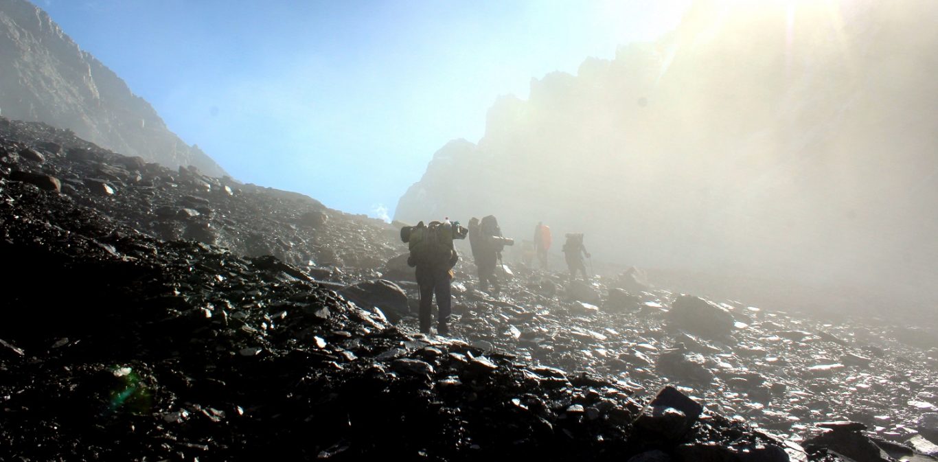 the first bed of steep moraine followed by small crevasse